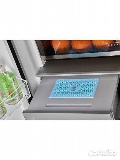 Холодильник hiberg i-RFQ 630G B