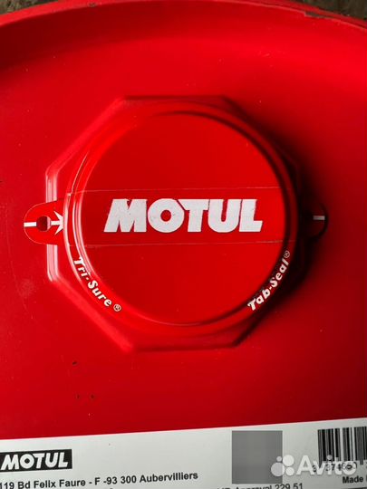 Motul 8100 x-clean+ 5w30 масло моторное 60л