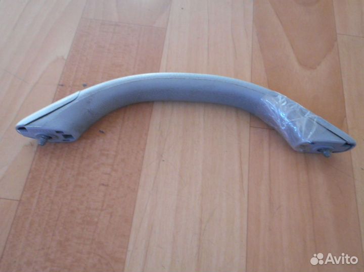 Ручка внутренняя потолочная Nissan Primera P10 (19