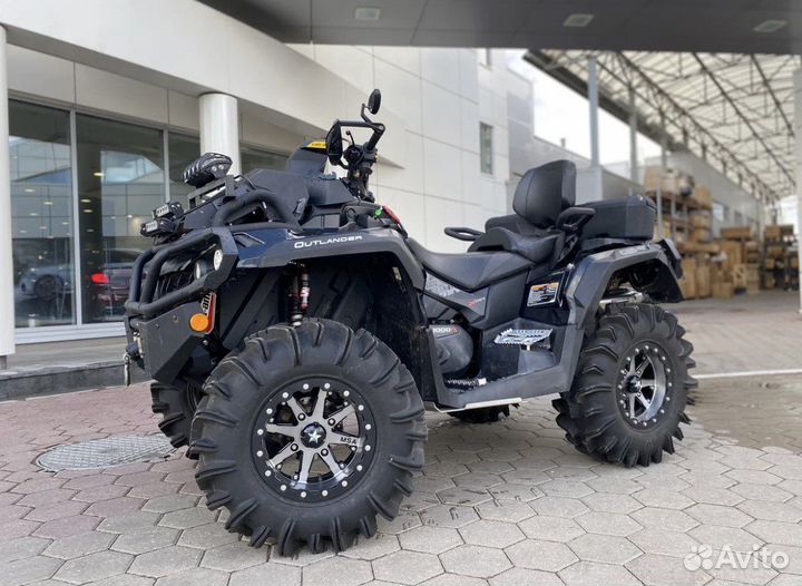 BRP Can-Am Outlander 1000 XMR