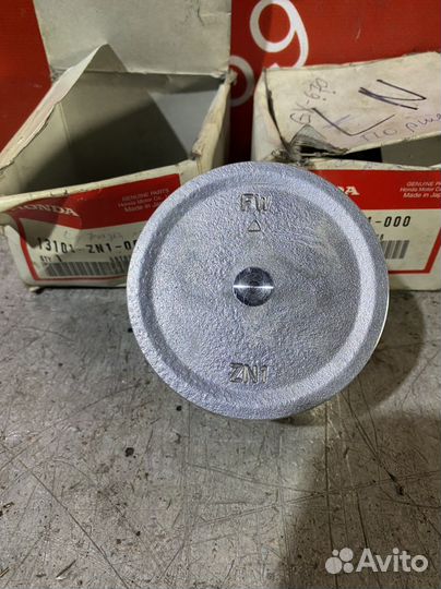 Honda Поршень GX670 13101ZN1000