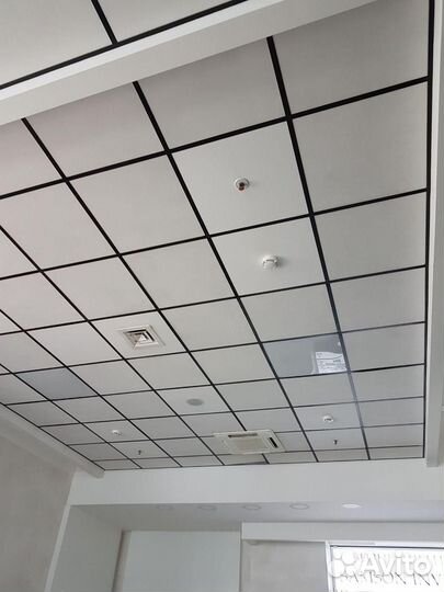 Потолок Армстронг