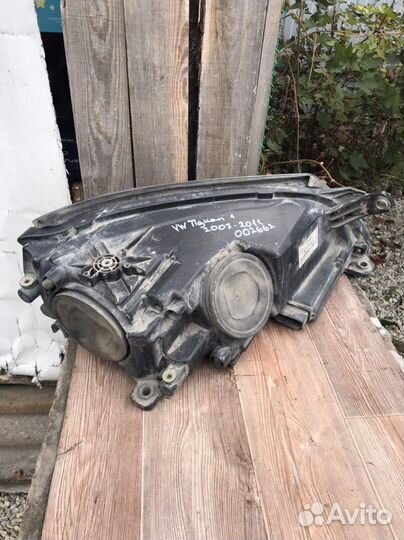Фара левая Volkswagen Tiguan 1 2007-2011