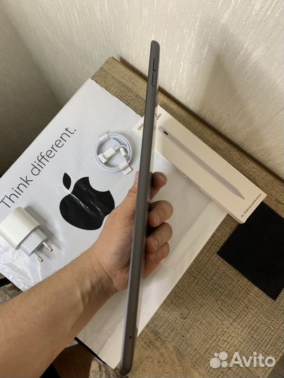 Планшет Apple iPad 9 поколения 256g + Pencil