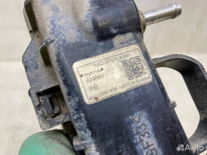 Радиатор охлаждения Лада Гранта 2011