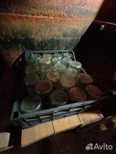 Банки стеклянные разных объемов