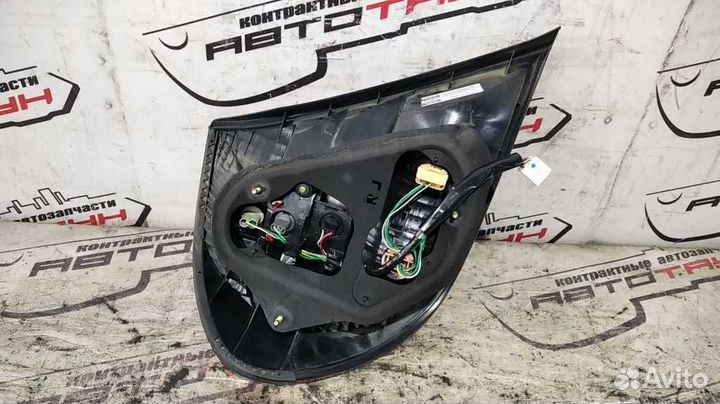 Фонарь toyota daihatsu altis camry ACV30 ACV30N AC