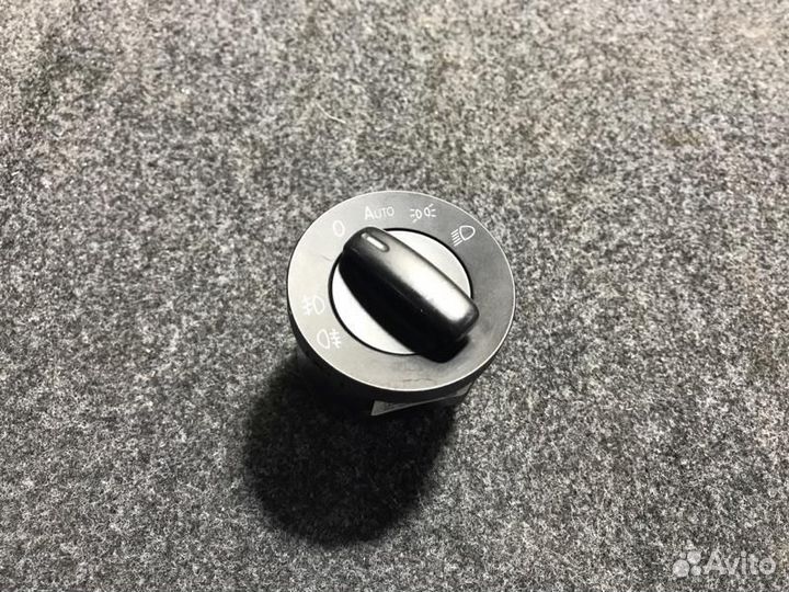 Переключатель света фар Volkswagen Tiguan 2008-20