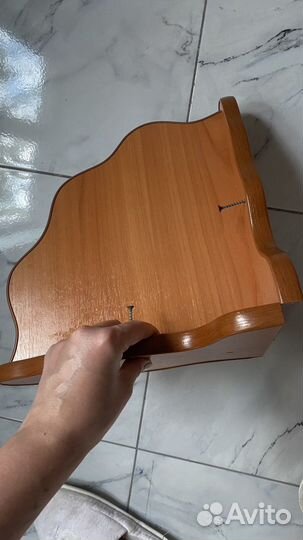 Полка угловая 30х30 см
