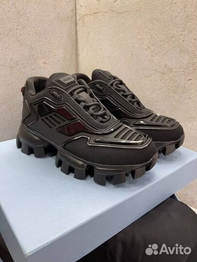 Кроссовки Prada женские