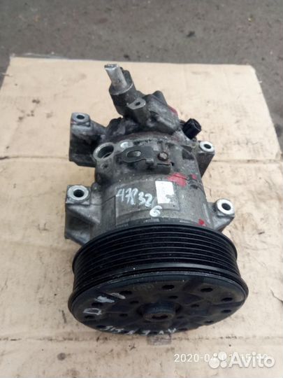 Компрессор системы кондиционирования Toyota Avensi