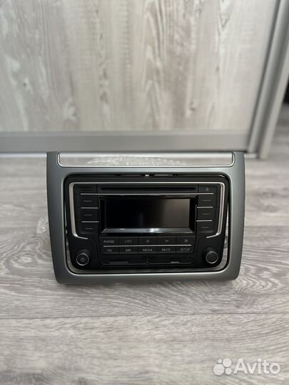 Штатная магнитола volkswagen polo 2016