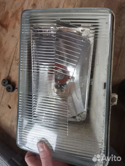Фара левая газ 3110