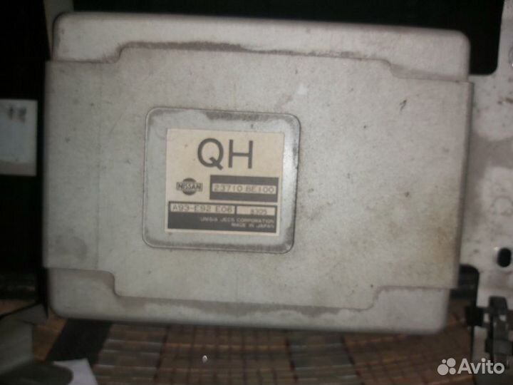 Блок управления двигателем Nissan Bluebird SU14