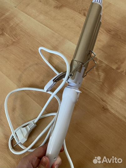 Щипцы для завивки волос