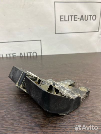 Замок багажника Bmw 7 E66 2002