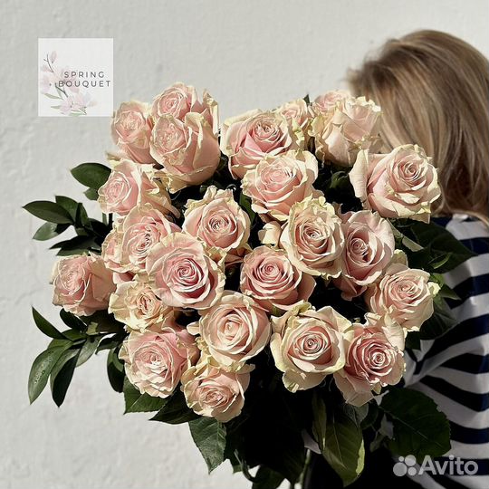 Доставка цветов и букетов