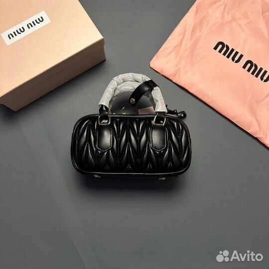 Женская сумка Miu Miu кросс-боди багет