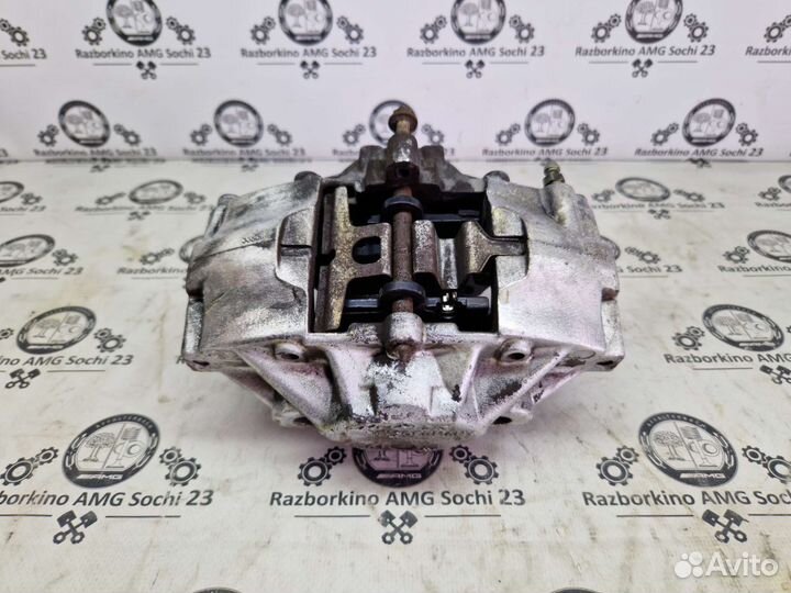 Суппорт задний комплект AMG для Mercedes W215 W220