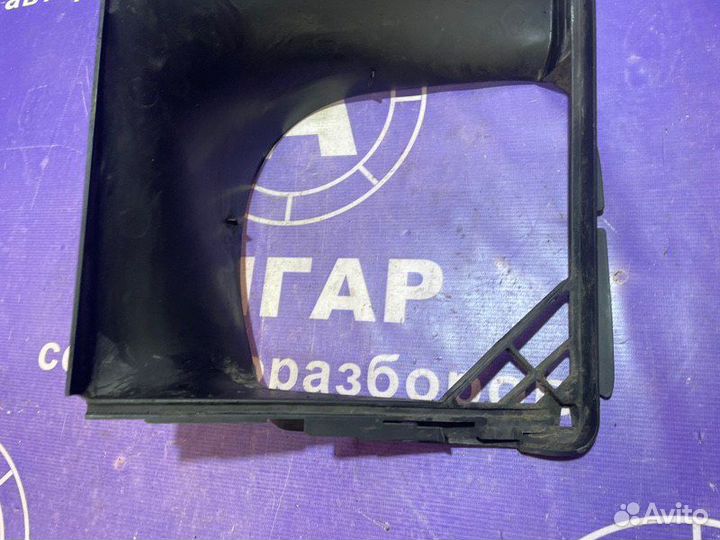 Воздуховод интеркулера Volkswagen Touareg 7L 2