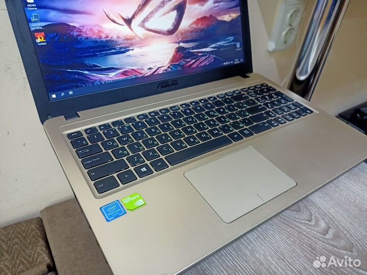 Продам Asus Full Hd/SSD/Nvidia