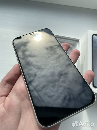 iPhone Xr, 128 ГБ