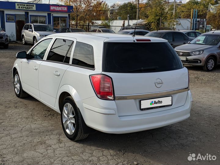 Opel Astra 1.6 МТ, 2013, 175 000 км