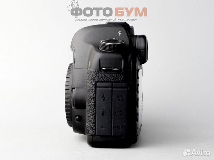Фотоаппарат Canon 5D Mark II body