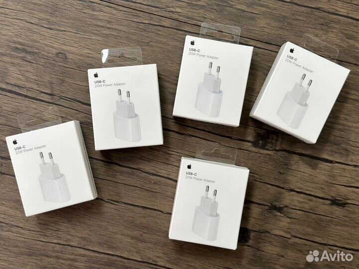 Адаптер питания Apple USB-C 20 Вт