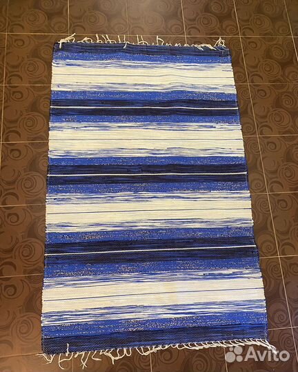 Ковер тканный