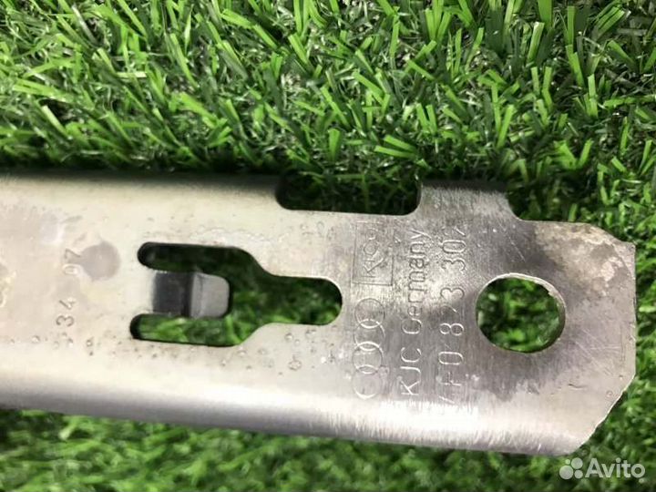 Петля капота передняя правая Audi A6 С6 ASB 2007