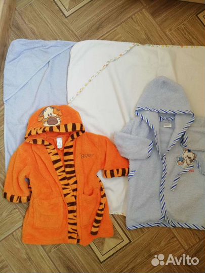 Халат махровый / полотенце с уголком