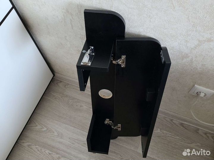 Полка для стола для проводов