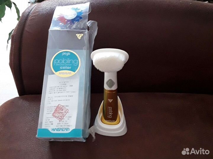 Щетка для чистки лица