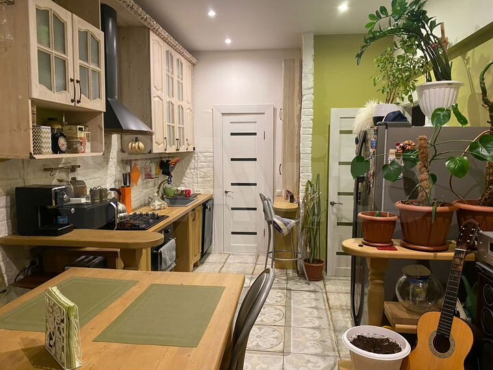 3-к. квартира, 76 м², 4/4 эт.