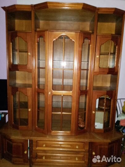 Буфет-стенка