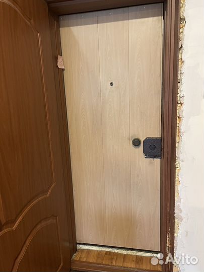 Дверь входная железная бу правая