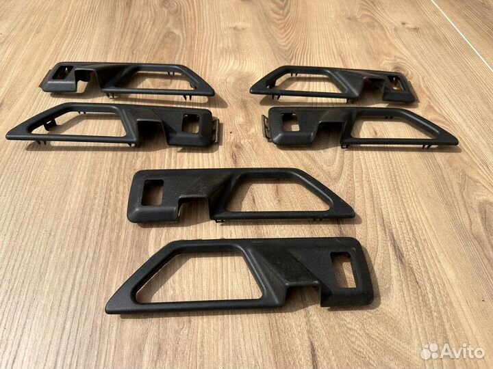 Пластик задних ручек под эсп w124 124 накладки