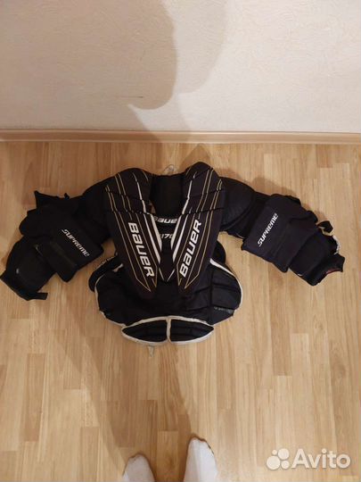 Хоккейная вратарская форма