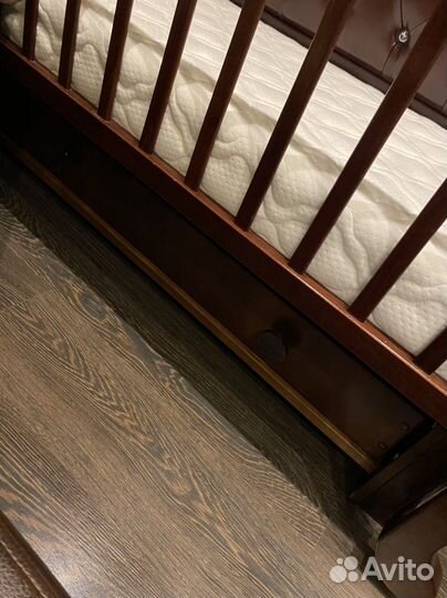 Кровать детская с матрасом