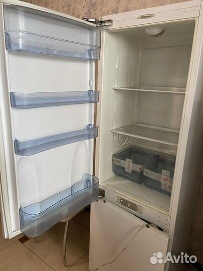 Холодильник бу встраиваемый