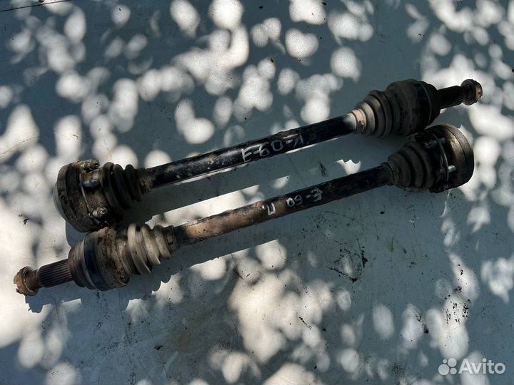 Полуось привод задний BMW5 E60