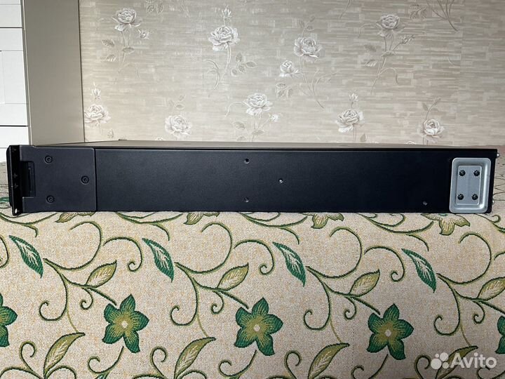 Ибп APC Smart-UPS SRT3000rmxli