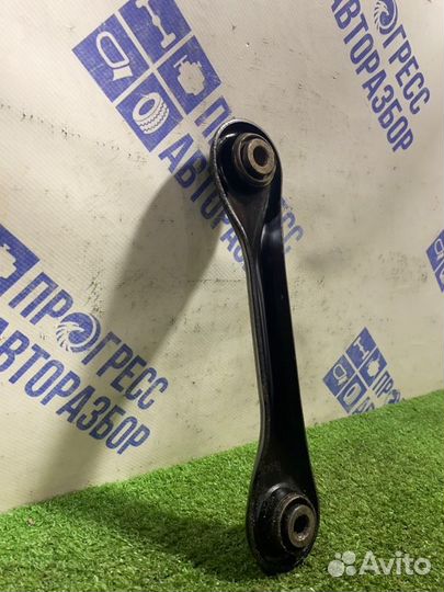 Рычаг подвески задний правый Volvo S40 седан 2.4