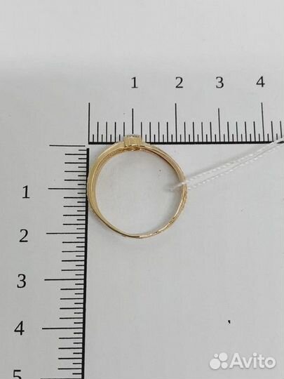 Золотое кольцо с фианитом 18р