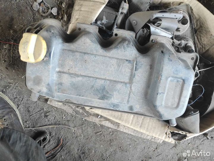 Крышка клапанная Chery Amulet евро 2