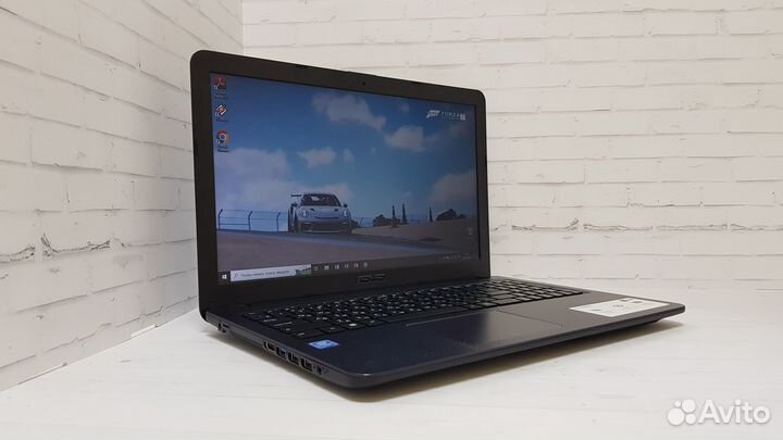 Быстрый ноутбук Asus /15.6