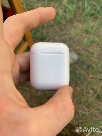 Беспроводные наушники apple airpods 1