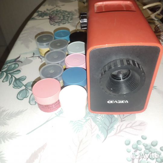 Фильмоскоп Сказка с диафильмами. Хорошее состояние