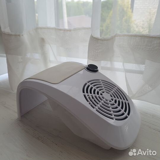 Настольный пылесос для маникюра вытяжка